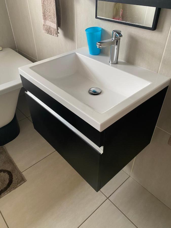 Greenstone Ridge Apartment جوهانسبورغ المظهر الخارجي الصورة